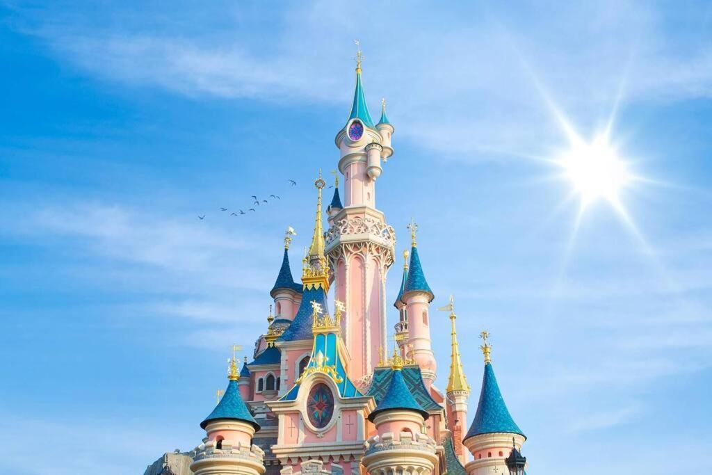 The Art Of Disney Chessy エクステリア 写真